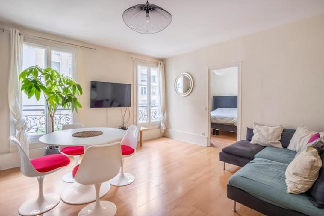 Amazing 1 Bedroom, 30Sec From Arc De Triomphe Париж Екстериор снимка